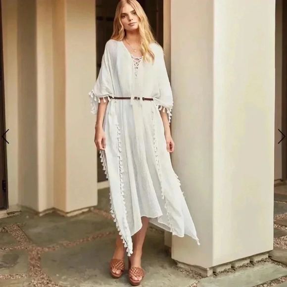 WALTER BAKER Acapulco Kaftan Cover Up in Ivory New With Tag - Picture 2 of 7